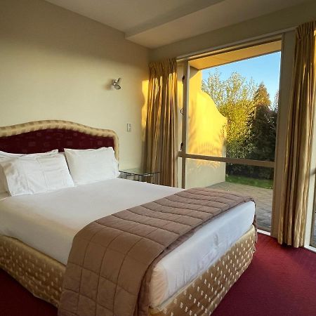 Chantillys Motor Lodge Taupo Exterior photo