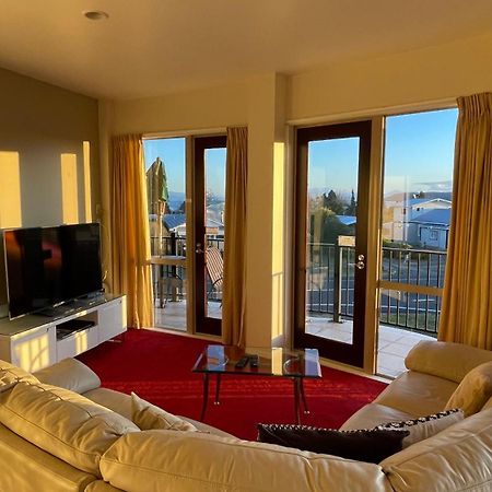 Chantillys Motor Lodge Taupo Room photo