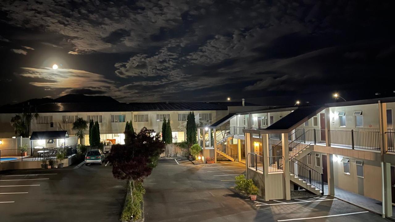 Chantillys Motor Lodge Taupo Exterior photo