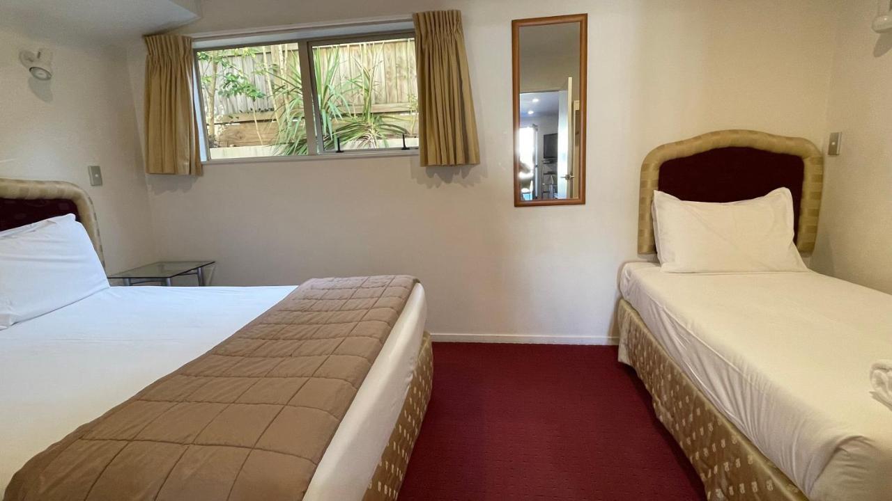 Chantillys Motor Lodge Taupo Exterior photo
