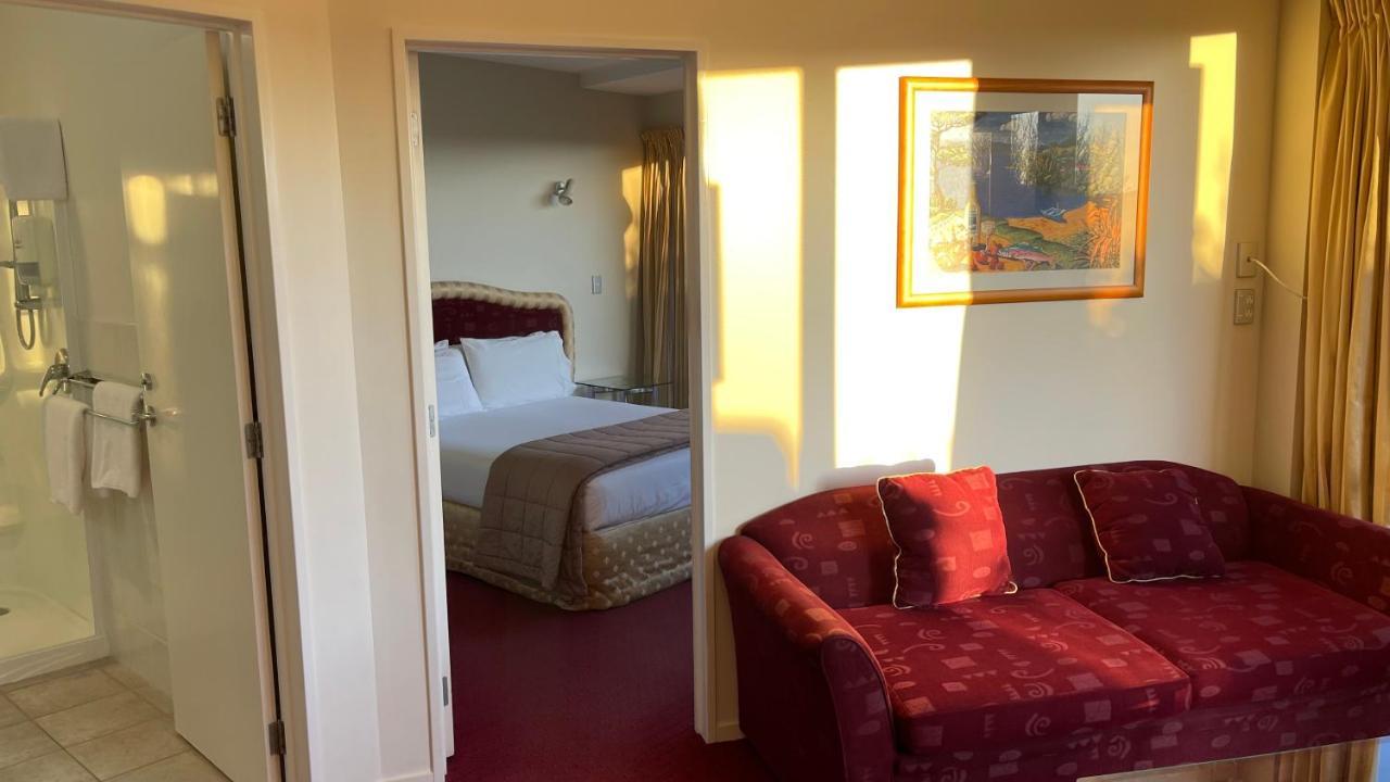 Chantillys Motor Lodge Taupo Exterior photo