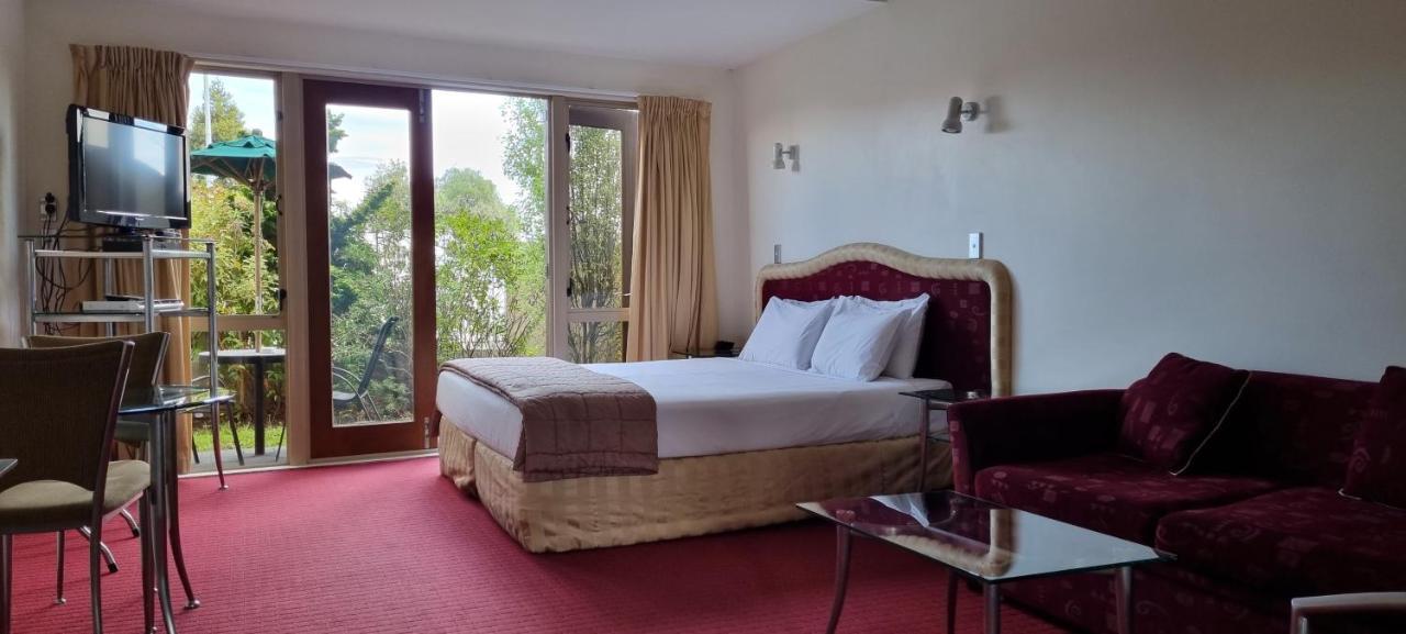 Chantillys Motor Lodge Taupo Exterior photo