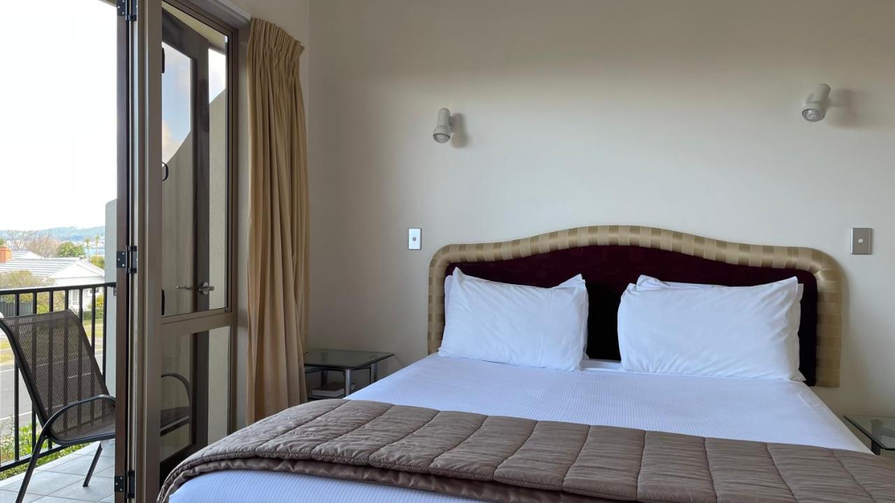 Chantillys Motor Lodge Taupo Exterior photo