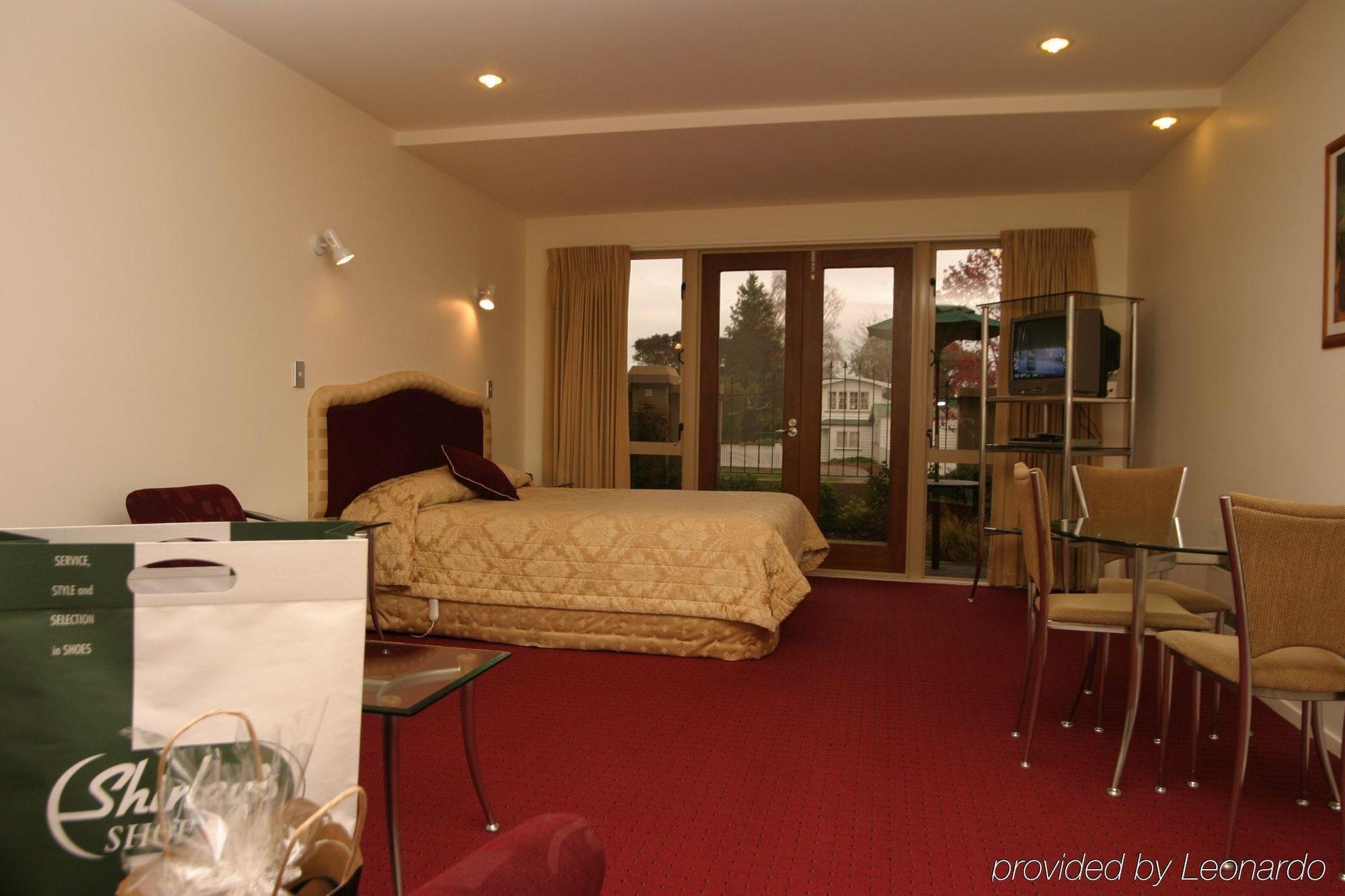 Chantillys Motor Lodge Taupo Exterior photo